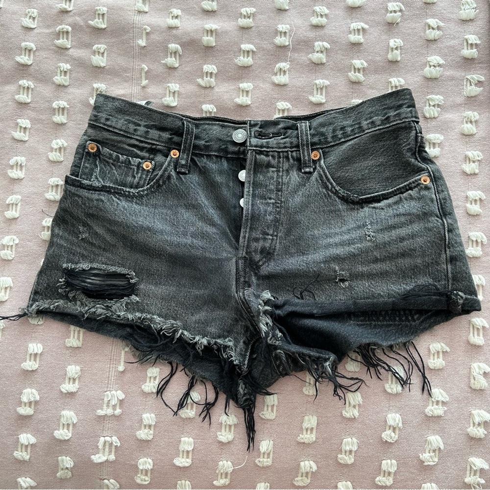 Levi’s Wedgie High Waist Black Jean Shorts